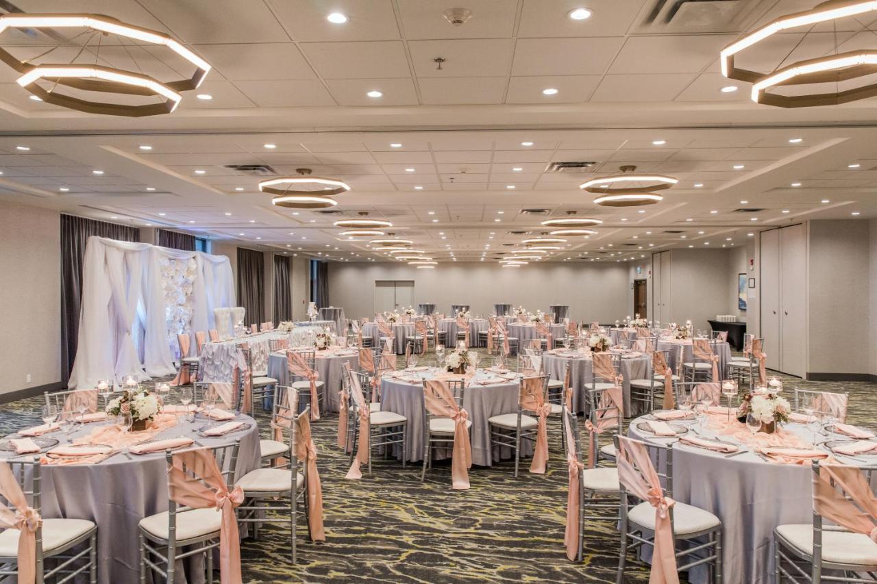 Hotel Holiday Inn Hotel & Suites Calgary South - Conference Ctr By Ihg